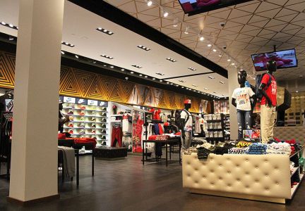 Villa - King of Prussia Mall